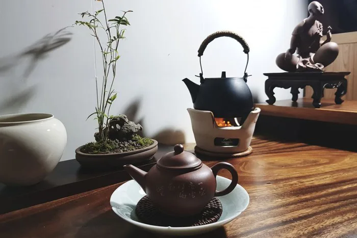 Top 7 ý Tưởng Trang Trí Bàn Trà, Bàn Uống Nước Phòng Khách Top 7 ý Tưởng Trang Trí Bàn Trà, Bàn Uống Nước Phòng Khách