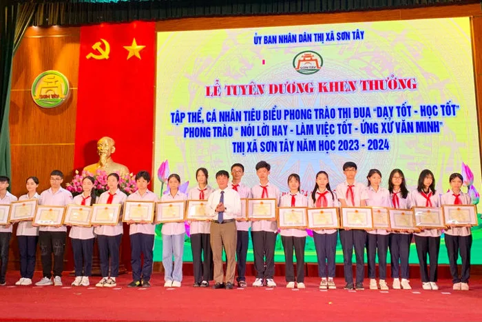 Tin tức, hình ảnh, video clip mới nhất về Bông hoa tươi thắm Tin tức, hình ảnh, video clip mới nhất về Bông hoa tươi thắm
