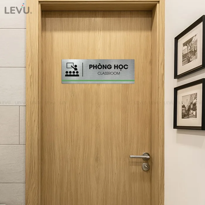 Bảng inox tên phòng học LEVU INB10 classroom • LEVUSHOP Bảng inox tên phòng học LEVU INB10 classroom • LEVUSHOP