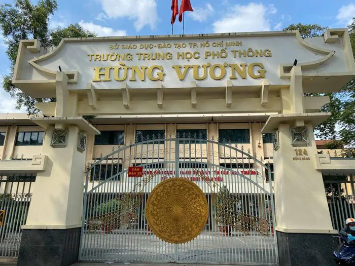 Mẫu bảng hiệu trường học Mẫu bảng hiệu trường học