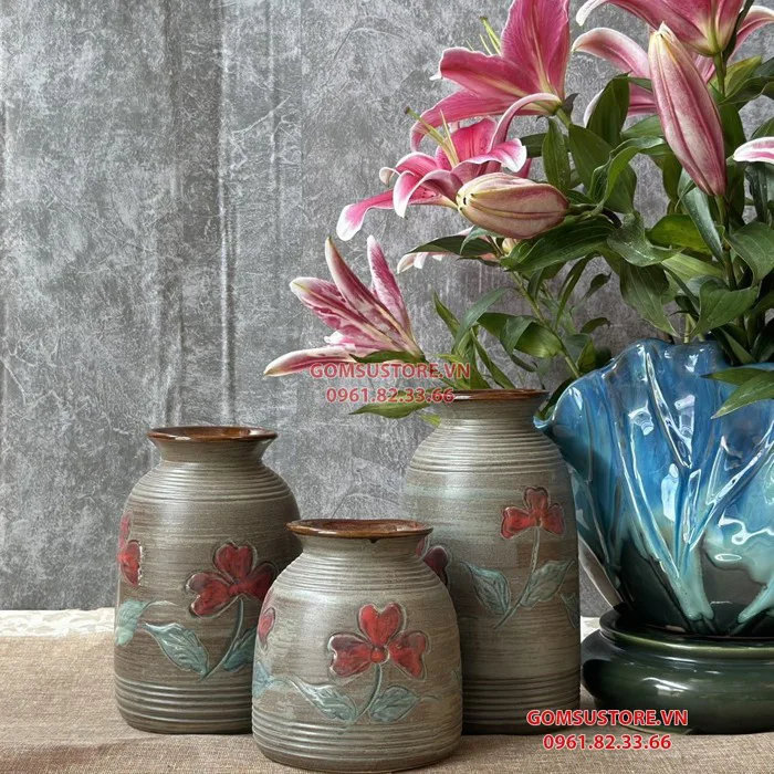 Bình gốm,lọ cắm hoa decor ba lá may mắn khắc Bát Tràng (set 3 bình) - LH031  - Gốm Sứ Store