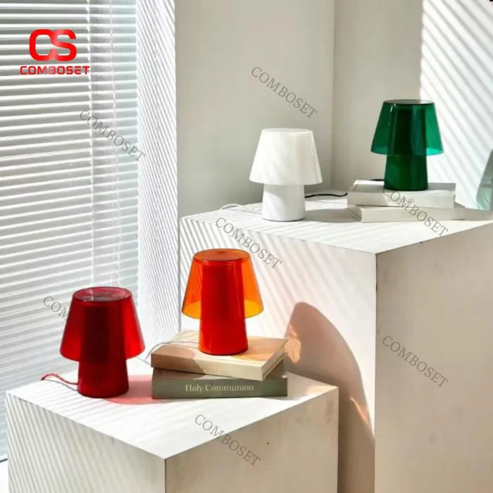 Đèn Bàn Decor Thủy Tinh Nhiều Màu Mang Lại Ánh Sáng Ấm Áp