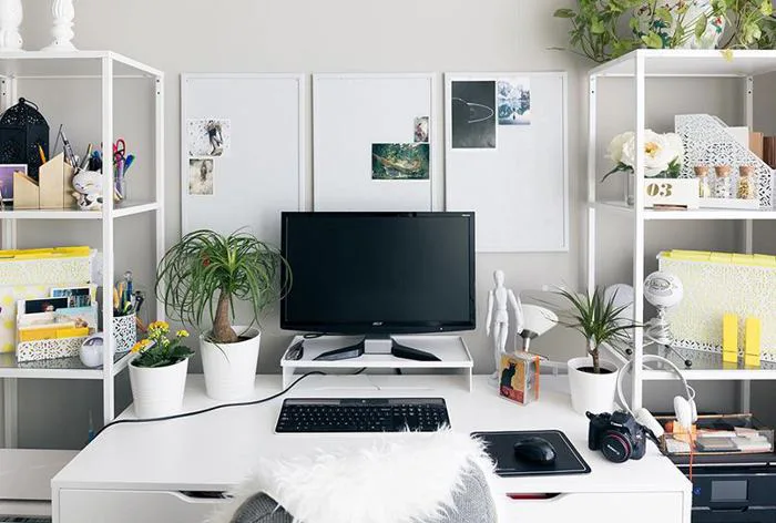 25 Ý tưởng Trang Trí Bàn Làm Việc Đẹp Với Món Đồ Độc Đáo