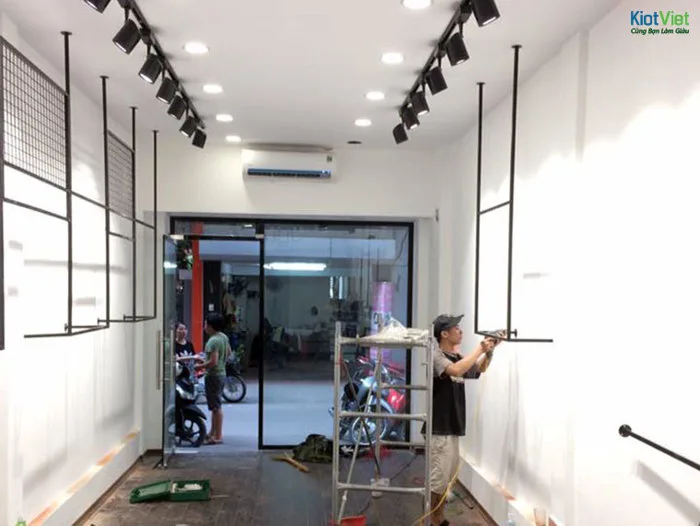 7+ cách trang trí shop quần áo ĐƠN GIẢN mà đẹp