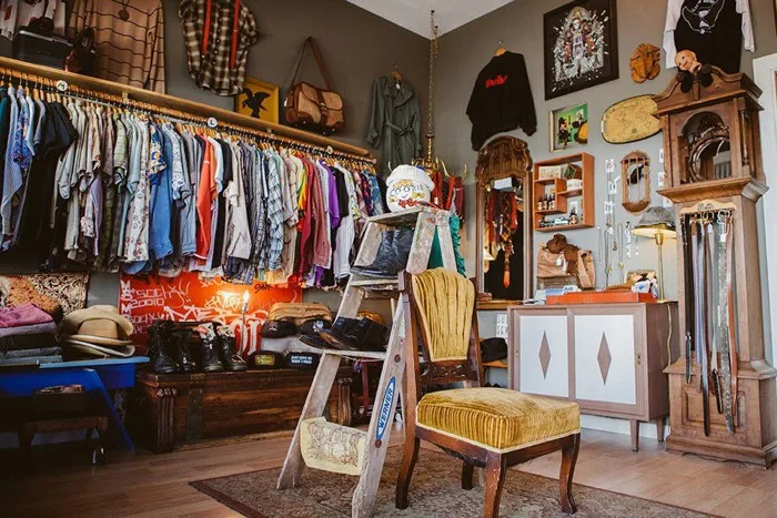 Thiết kế và trang trí shop quần áo theo phong cách Vintage
