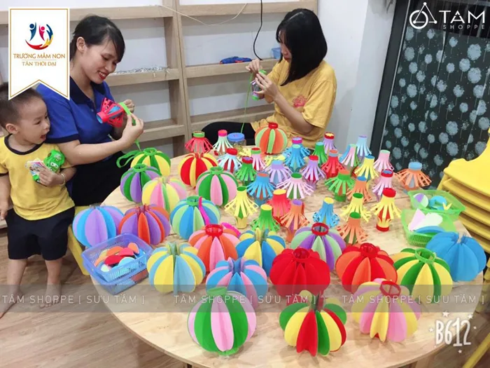 Ý tưởng trang trí Trung thu cho lớp học đơn giản, dễ làm