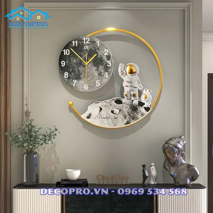 Đồng Hồ Treo Tường Decor Phi Hành Gia - Decopro.vn
