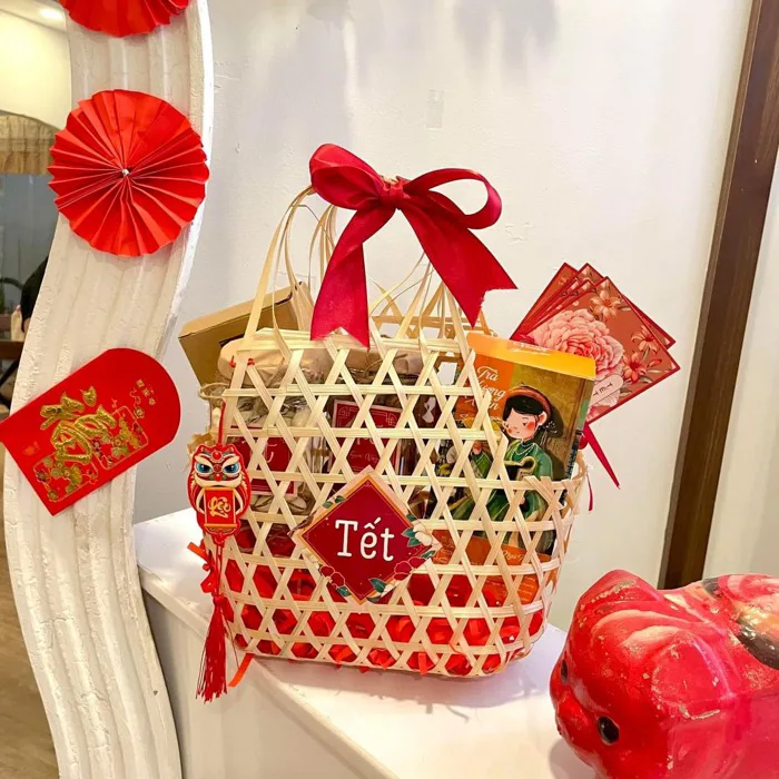 Sản xuất giỏ quà bằng tre, giá tại xưởng mây tre Sản xuất giỏ quà bằng tre, giá tại xưởng mây tre