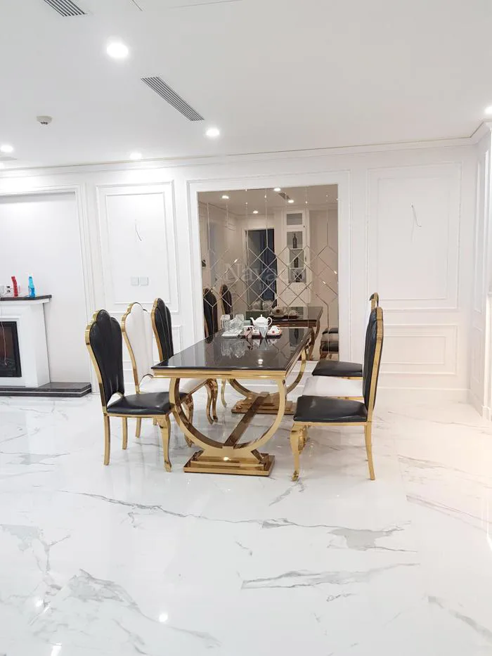 Thi công gương ghép tường nghệ thuật decor phòng khách