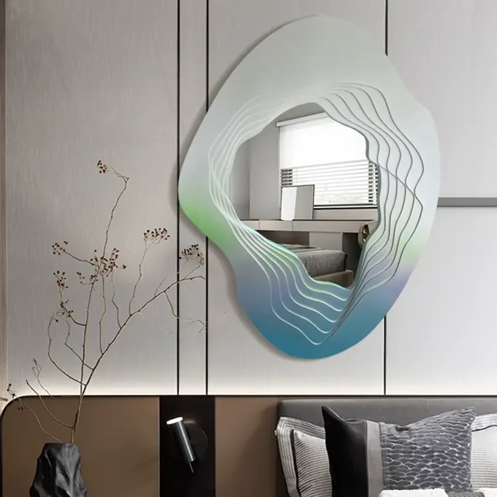 Gương decor treo tường làm nổi bật phong cách của căn phòng Gương decor treo tường làm nổi bật phong cách của căn phòng