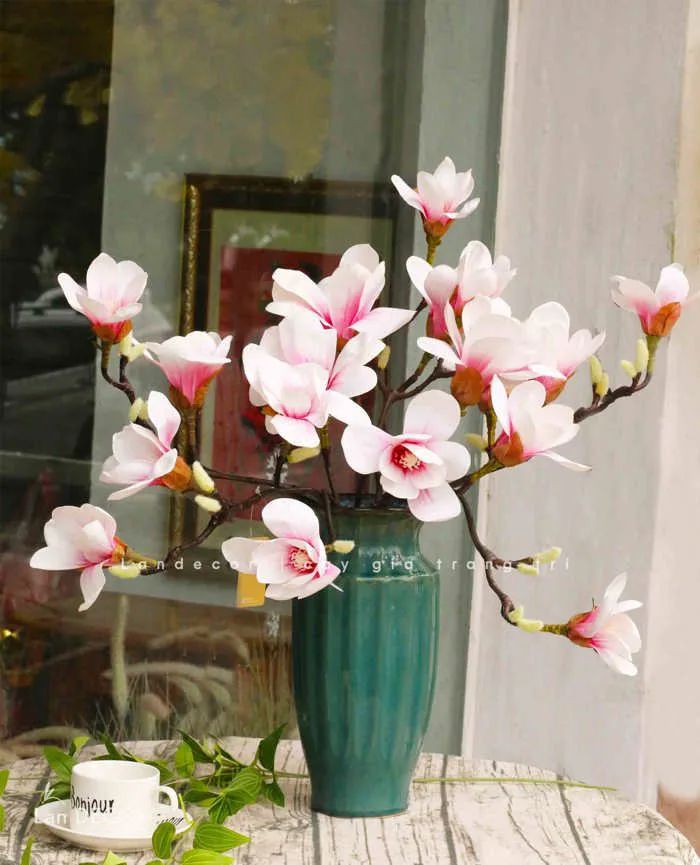 BÌNH HOA GIẢ TRANG TRÍ - BÌNH HOA MỘC LAN NHẸ NHÀNG, SANG TRỌNG- BH1199  Tổng Kho Sỉ Cây Giả Trang Trí Lan Decor - Giá Từ Nhà Sản Xuất
