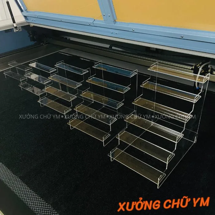 Kệ Mica Bậc Thang Nhiều Tầng Lắp Ghép Dài 20cm – Kệ Trưng Bày Mỹ Phẩm, Mô  Hình, Trong Suốt - YM Decor