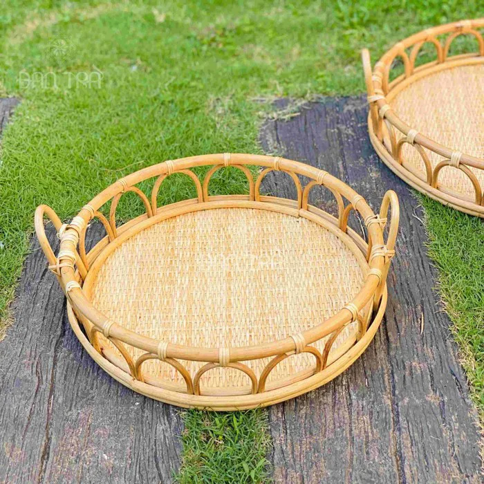 Khay mây tròn cánh hoa gia công tại xưởng mây tre Việt Nam
