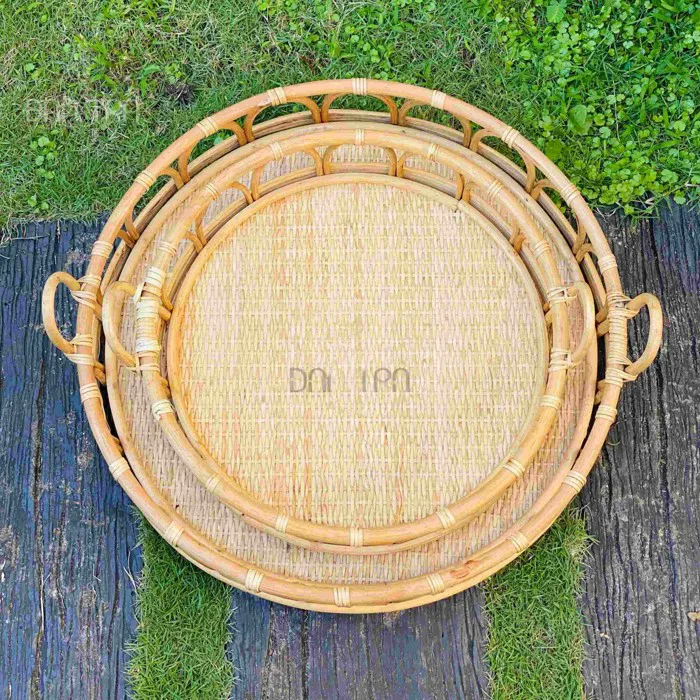 Khay mây tròn cánh hoa gia công tại xưởng mây tre Việt Nam