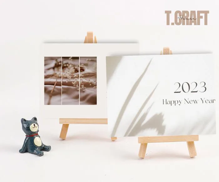LỊCH ĐỂ BÀN 2024 CHÂN GỖ HANDMADE A6 TRANG TRÍ BÀN HỌC, BÀN LÀM VIỆC T. LỊCH ĐỂ BÀN 2024 CHÂN GỖ HANDMADE A6 TRANG TRÍ BÀN HỌC, BÀN LÀM VIỆC T.