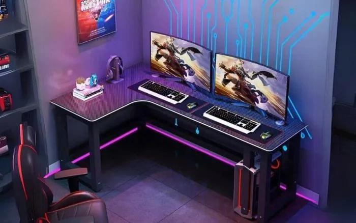 Decor bàn máy tính gaming: 7 mẹo & 4 món đồ trang trí đẹp mê ly