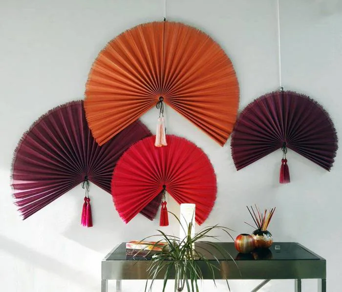 40 mẫu quạt giấy trang trí Tết 2026 đẹp rực rỡ, mang sắc xuân vào nhà