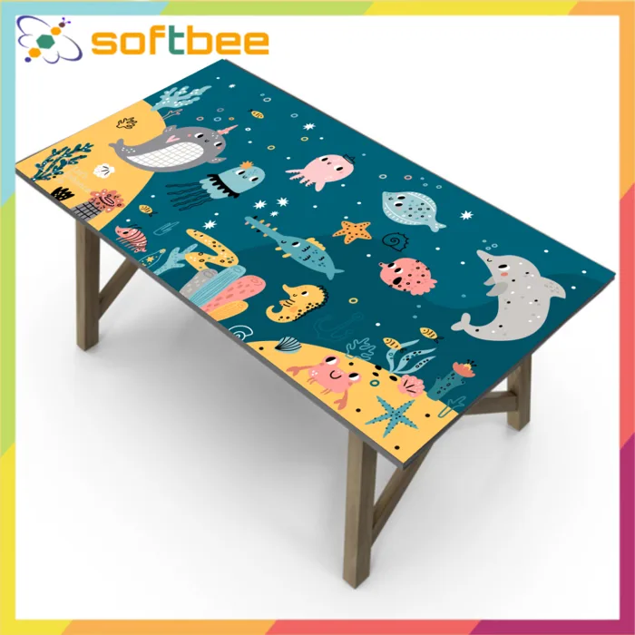 Miếng dán bàn học gồm 3 kích thước lựa chọn, làm bằng decal PP, cách nước,  có sẵn keo mặt sau