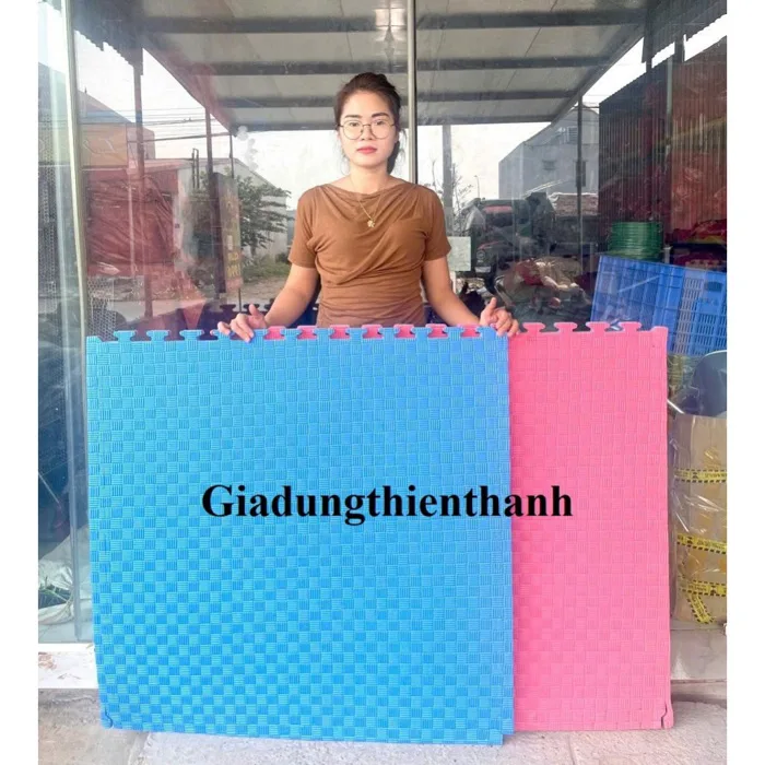 Thảm Xốp Xanh Đỏ 1m x 1m – Dày 2cm, 2.3cm, 3cm – Miếng Xốp Lót Sàn Khu Vui  Chơi, Trường Mầm Non