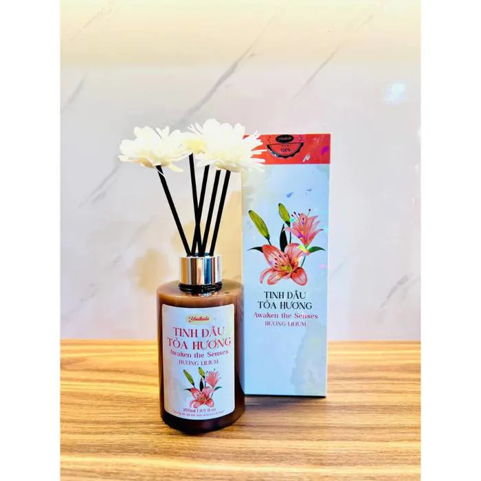 [Bản mới] Tinh dầu toả hương dịu nhẹ Ynikala 250ml có kèm que khuếch tán