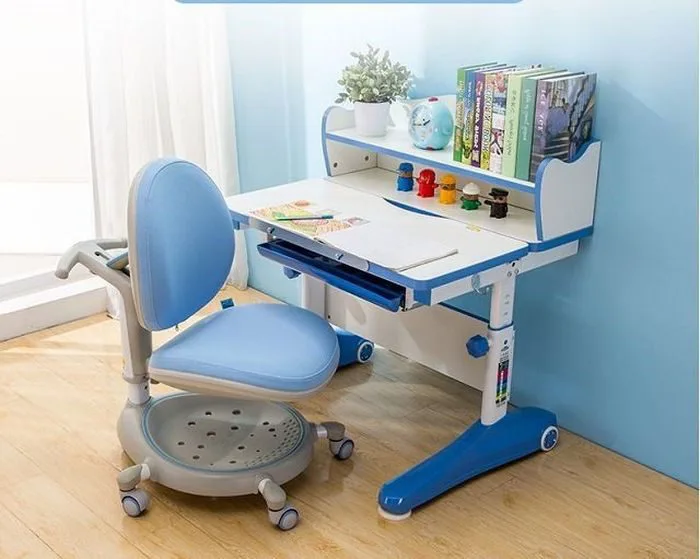 7 cách trang trí bàn học gọn gàng để khơi gợi cảm hứng học tập