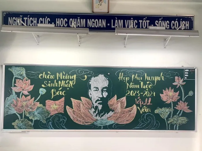Loạt tranh bảng chia tay trường lớp cuối năm học gây sốt mạng hè 2024