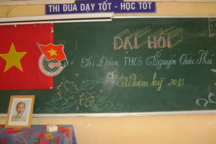 Bật mí cách trang trí bảng đại hội chi đoàn đẹp