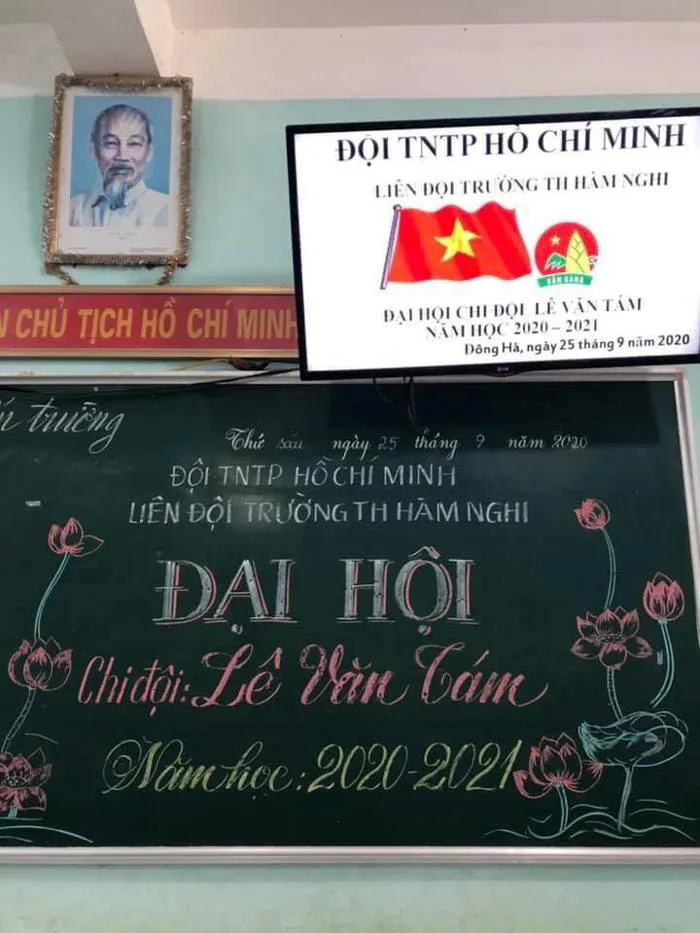 Liên đội trường Tiểu học Hàm Nghi chỉ đạo chi đội Lê Văn Tám đại Hội Chi đội điểm năm học 2020-2021 Liên đội trường Tiểu học Hàm Nghi chỉ đạo chi đội Lê Văn Tám đại Hội Chi đội điểm năm học 2020-2021