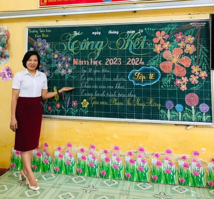 Giáo viên khoe tài trang trí bảng đẹp như tranh vẽ gây bão mạng