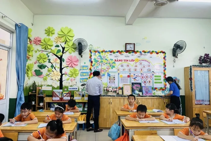 Gợi ý hình ảnh trang trí lớp học thân thiện cho lớp tiểu học