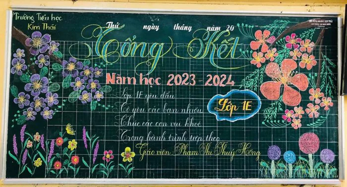 Giáo viên khoe tài trang trí bảng đẹp như tranh vẽ gây bão mạng