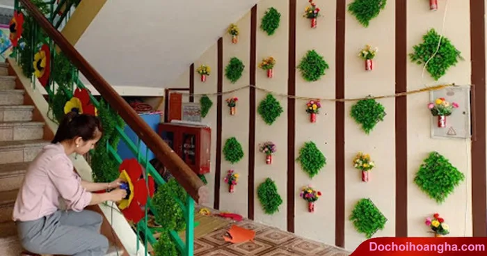 Hướng dẫn trang trí góc cầu thang trường mầm non đẹp nhất