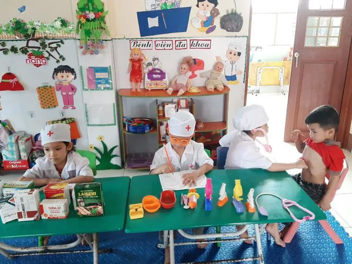 Trang trí góc bác sĩ STEAM trong mầm non hấp dẫn, sinh động nhất hiện Makeblock