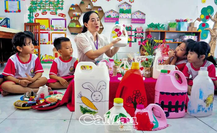 Dạy trẻ yêu môi trường từ bậc mầm non Dạy trẻ yêu môi trường từ bậc mầm non