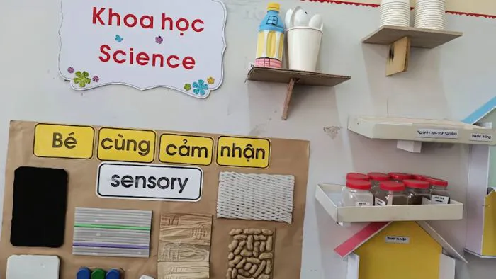 100+ mẫu trang trí lớp mầm non theo STEM dễ thương, độc đáo
