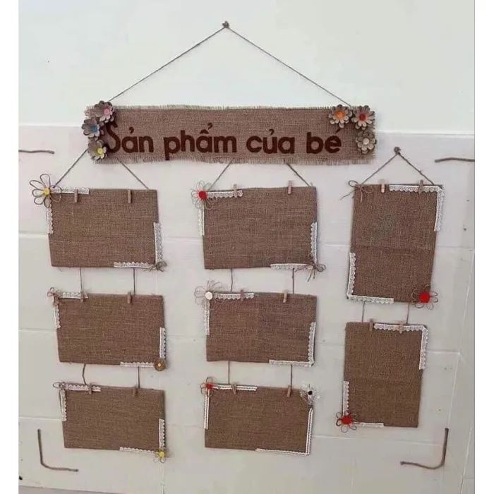 Góc treo sản phẩm của bé