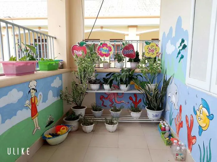 ĐẨY MẠNH XÂY DỰNG MÔI TRƯỜNG GIÁO DỤC 