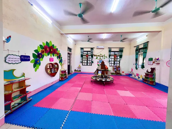 Góc thư viện thân thiện của trường mầm non Nông Trang Góc thư viện thân thiện của trường mầm non Nông Trang