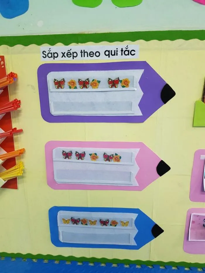 Sắp xếp theo quy tắc mầm non | Trang trí góc toán mầm non, Góc toán học mầm non, Góc kỹ năng Sắp xếp theo quy tắc mầm non | Trang trí góc toán mầm non, Góc toán học mầm non, Góc kỹ năng