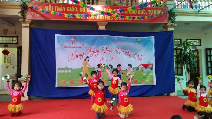 Top 6 ý tưởng trang trí 8/3 cho trường mầm non đẹp mắt