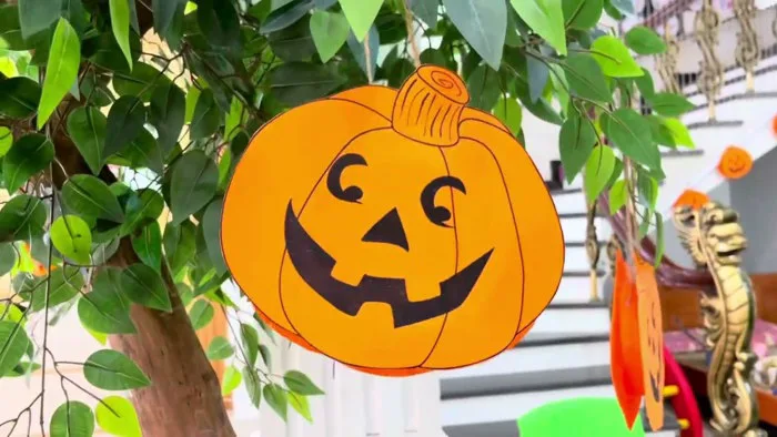 Trang trí Halloween tại trường mầm non Trang trí Halloween tại trường mầm non