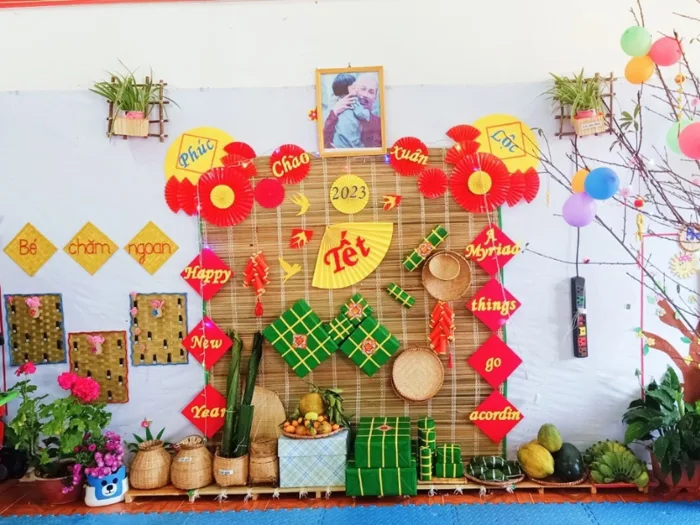 14+ kiểu trang trí Tết mầm non đẹp, an toàn và đầy sắc xuân 14+ kiểu trang trí Tết mầm non đẹp, an toàn và đầy sắc xuân