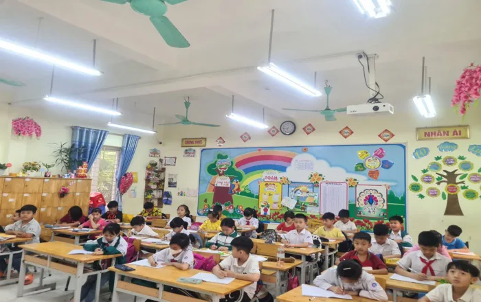 THI ĐUA TRANG TRÍ LỚP HỌC XANH - SẠCH- ĐẸP CỦA CÁC LỚP TRƯỜNG TIỂU HỌC SƠN  ĐÀ