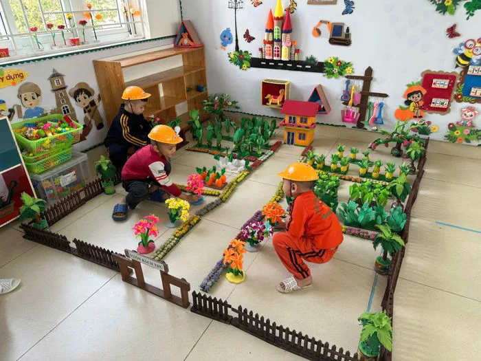HOẠT ĐỘNG CHƠI CÁC GÓC - LỚP MẪU GIÁO 3 – 4 TUỔI SỐ 1 TRƯỜNG MẦM NON VẠN AN