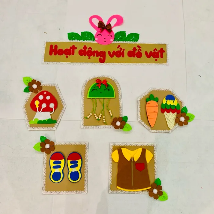 Bài tập hoạt động với đồ vật cho trẻ 24-36 tháng, trang trí lớp học mầm non | Shopee Việt Nam