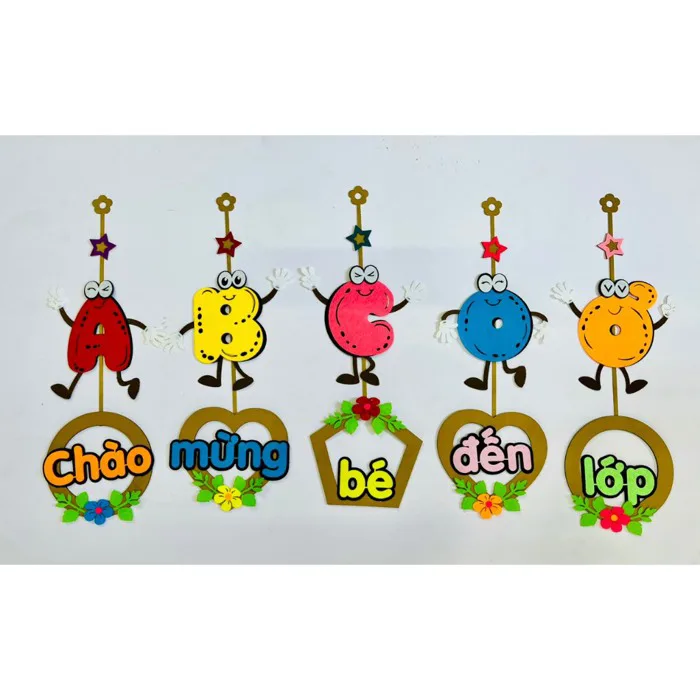 Rèm cửa Đến lớp thật là vui mẫu chữ vui nhộn trang trí cửa - Góc trải nghiệm cho trẻ mầm non