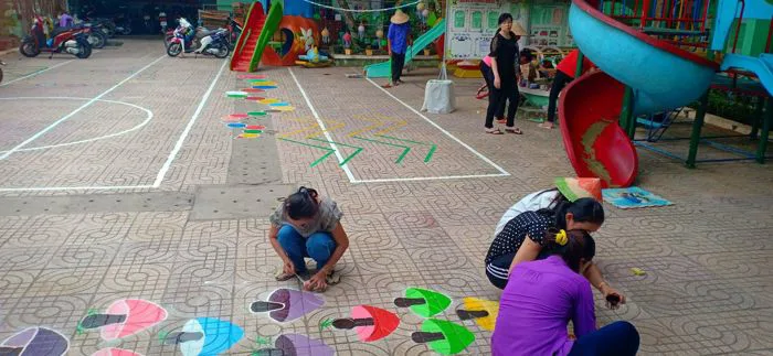 Mở không gian sáng tạo bằng cách trang trí sân trường mầm non