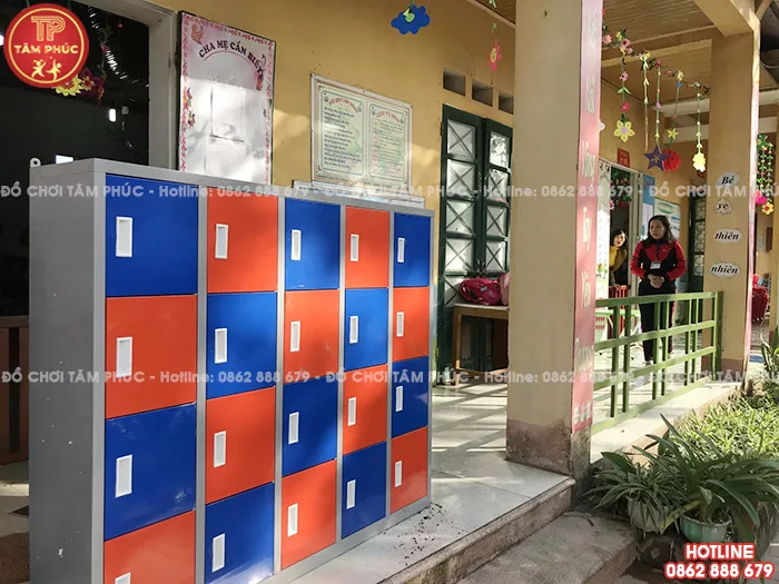 Tủ đựng đồ cá nhân bằng sắt 15, 18, 20, 24 ô NT5-001 - Đồ Chơi Tâm Phúc Tủ đựng đồ cá nhân bằng sắt 15, 18, 20, 24 ô NT5-001 - Đồ Chơi Tâm Phúc