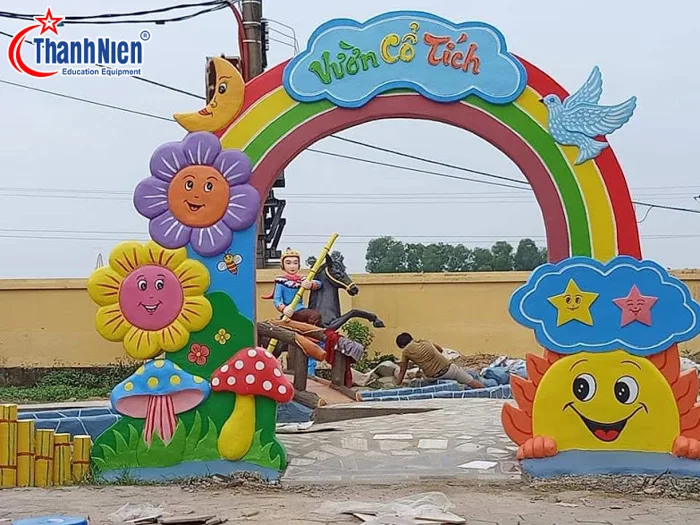 trang-tri-vuon-co-tich-mam-non-1