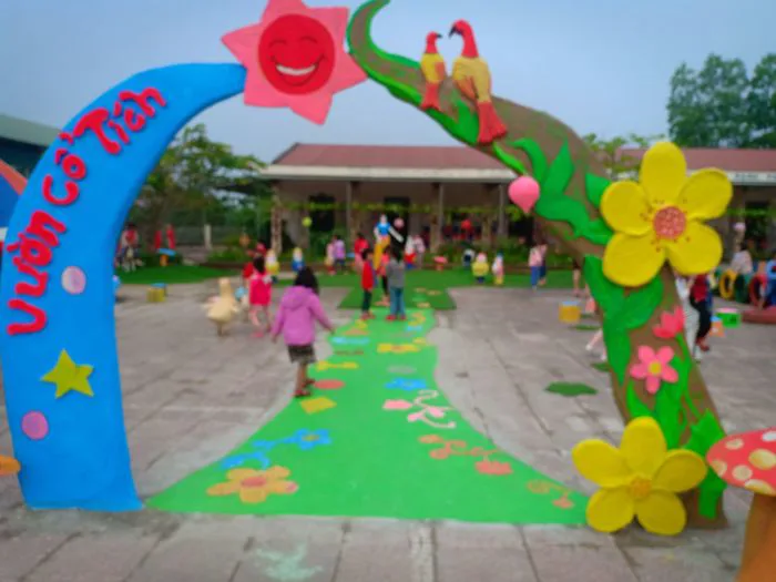 Trường MN Ninh Dân xây dựng vườn cổ tích cho bé